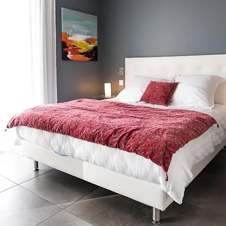 Lot 4 Personnes Эспальон